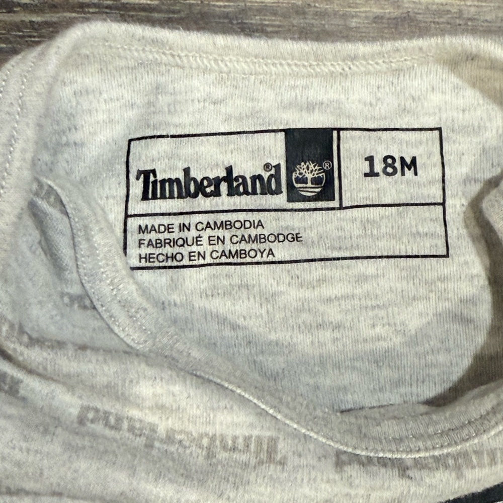 Timberland Gray Patterned Baby Onesie Sz(18months) - Picture 4 of 4